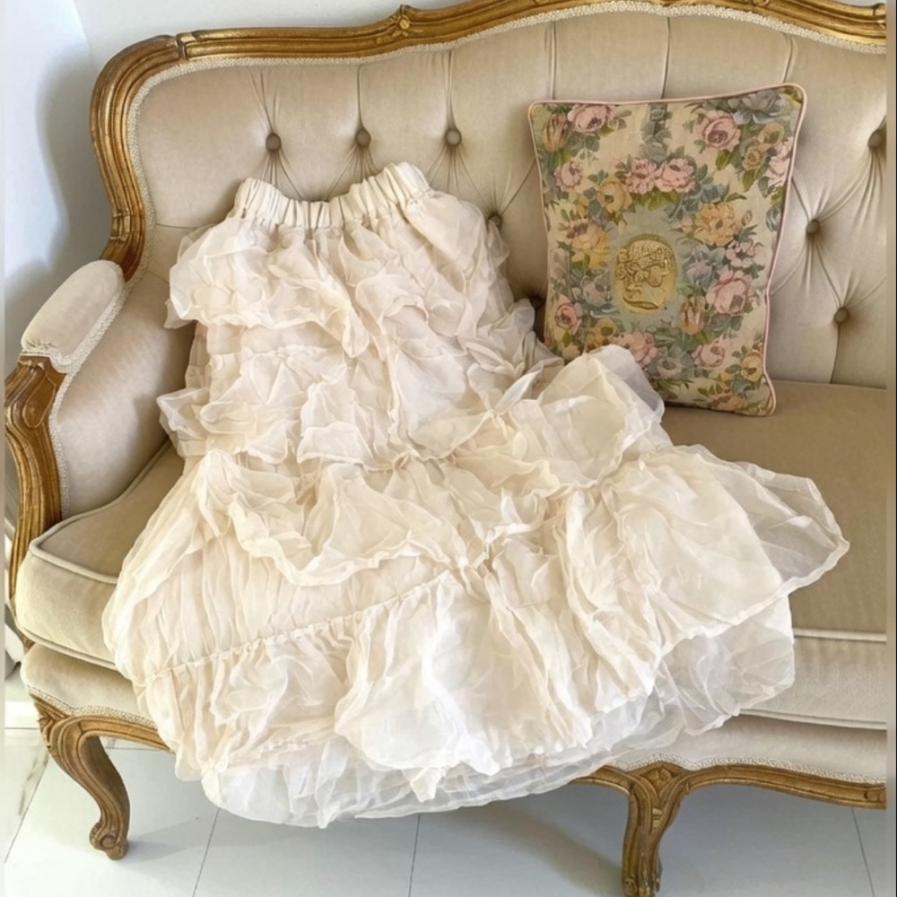 Gorgeous 🧁 Cream Festival Maiden Peasant Chiffon tiered ruffle maxi skirt